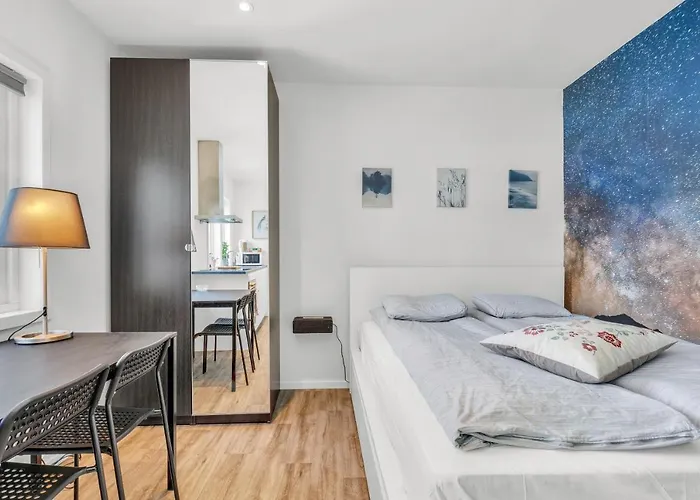 Central Studio Apartment Apt 102