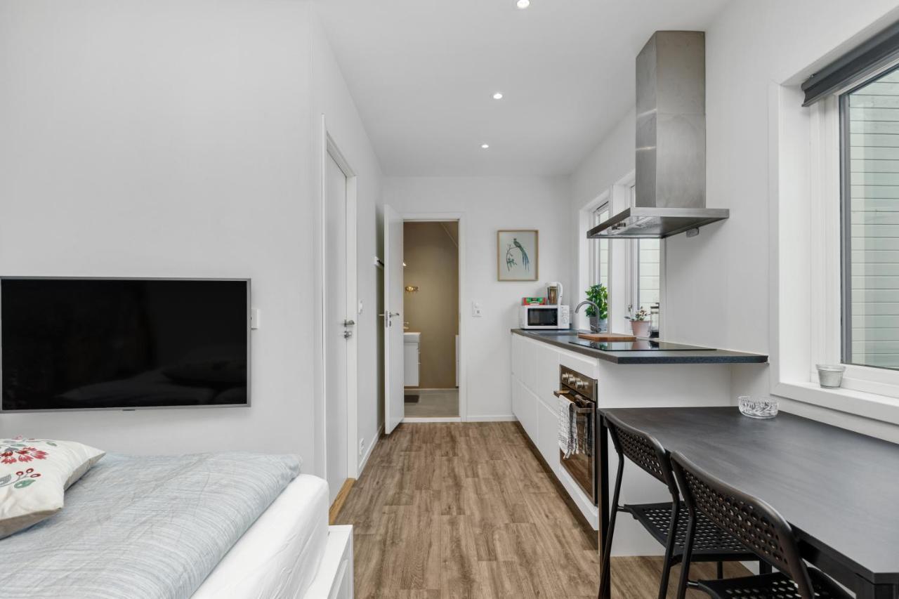 102 Apartment *